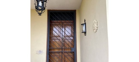 3 bedrooms Villa in Scandicci, Italy No. 211020 9