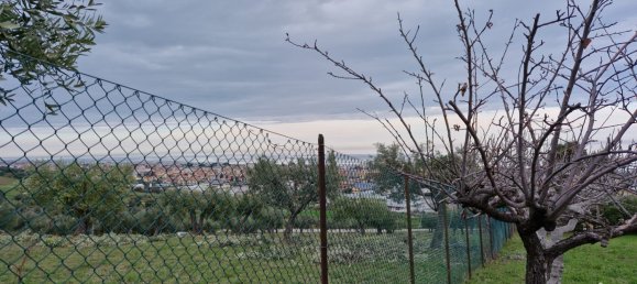 Grundstück in Tortoreto, Italy 1545m², Nr. 122949 6