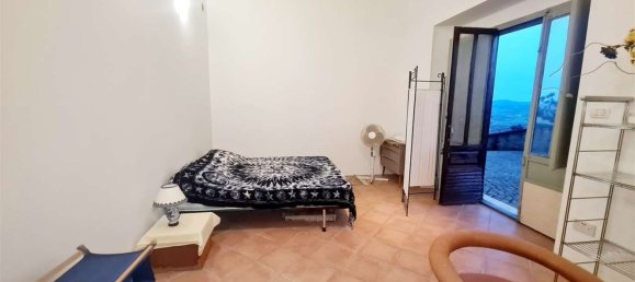 7غرفة شقة في Sassocorvaro Auditore, Italy رقم 78836 25