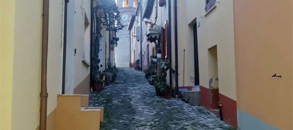 7غرفة شقة في Sassocorvaro Auditore, Italy رقم 78836 22