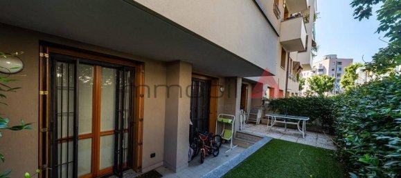 2 bedrooms Apartment in Brugherio, Italy No. 268380 20