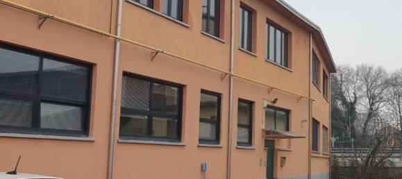 1380m² Warehouse in Baranzate, Italy No. 103692 3