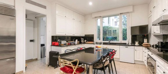 5 chambres Appartement à Paris, France No. 124549 23