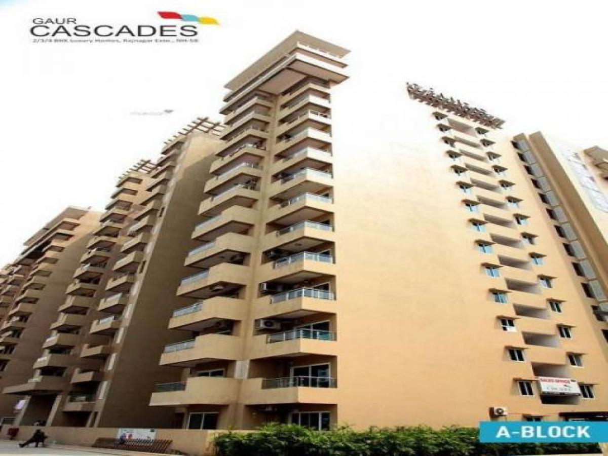 4 bedrooms House in Ghaziabad, India No. 13156