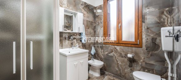 3 bedrooms Apartment in Maranello, Italy No. 94778 13