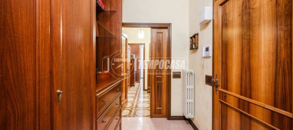 3 bedrooms Apartment in Maranello, Italy No. 94778 2