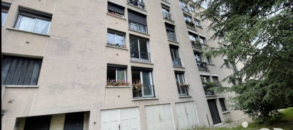 4 rooms Apartment in Pantin, France No. 144434 18