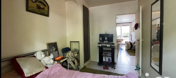 4 rooms Apartment in Pantin, France No. 144434 7