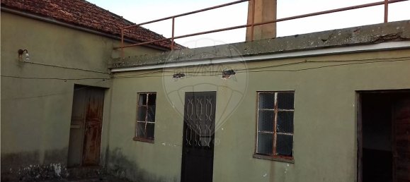 3 bedrooms House in Cabecudo, Portugal No. 36935 5