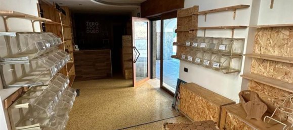  عقار تجاري في Cava de' Tirreni, Italy 30متر مربع رقم 97808 9