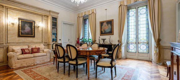 3 bedrooms Apartment in Turin, Italy No. 316585 6