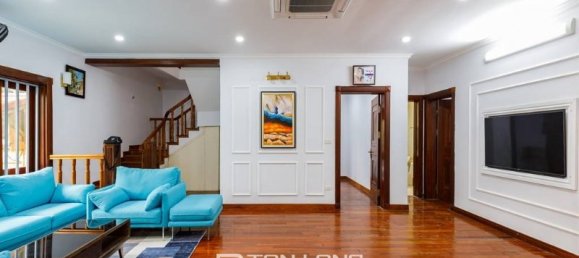3 bedrooms Villa in Tay Ho, Vietnam No. 660 4