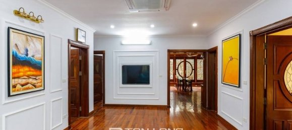 3 bedrooms Villa in Tay Ho, Vietnam No. 660 9