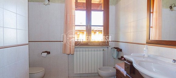 Villa de 3 dormitorios en Capriano del Colle, Italy No. 270428 37