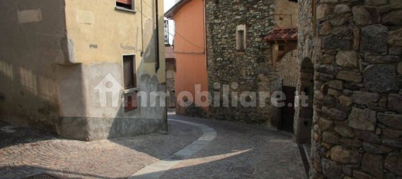 3 غرف نوم فيلا في Nebbiuno, Italy رقم 163697 7