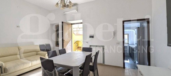 4 rooms House in Monte di Procida, Italy No. 350715 4