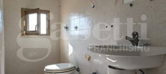4 rooms House in Monte di Procida, Italy No. 350715 24