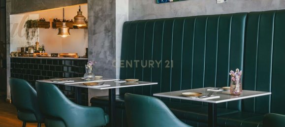 Gewerbliche Immobilie in Almada, Portugal 54m², Nr. 214860 3