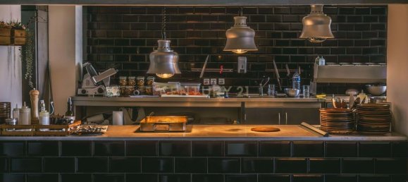 Gewerbliche Immobilie in Almada, Portugal 54m², Nr. 214860 10