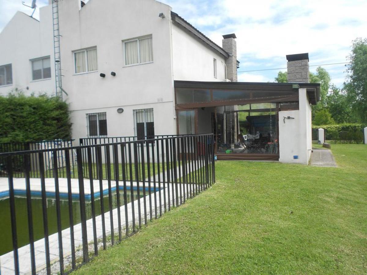  مزرعة في Ezeiza, Argentina 150متر مربع رقم 115989