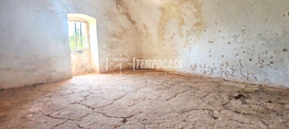 3 rooms House in Putignano, Italy No. 293662 8