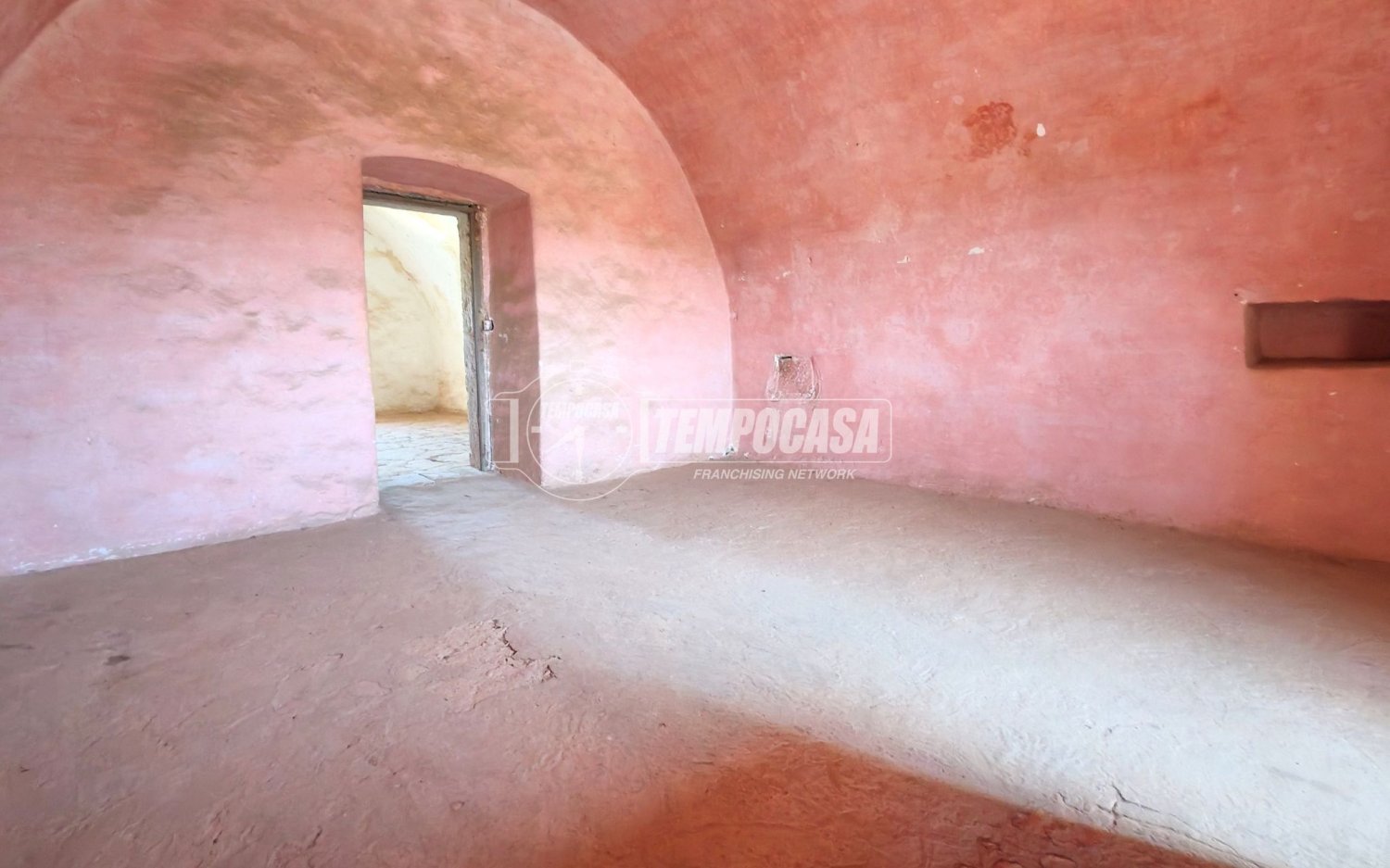 3 rooms House in Putignano, Italy No. 293662