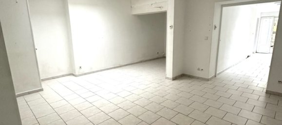 2 Schlafzimmer Haus in Auchel, France, Nr. 42358 2