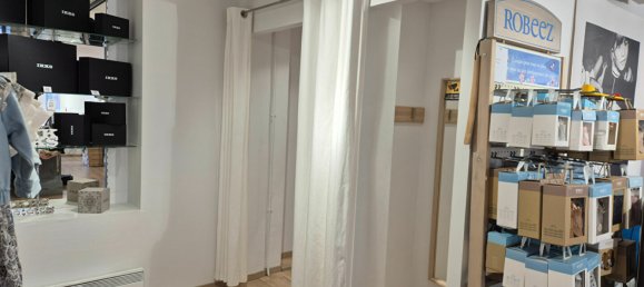 95m² Commercial property in Vesoul, France No. 194558 5