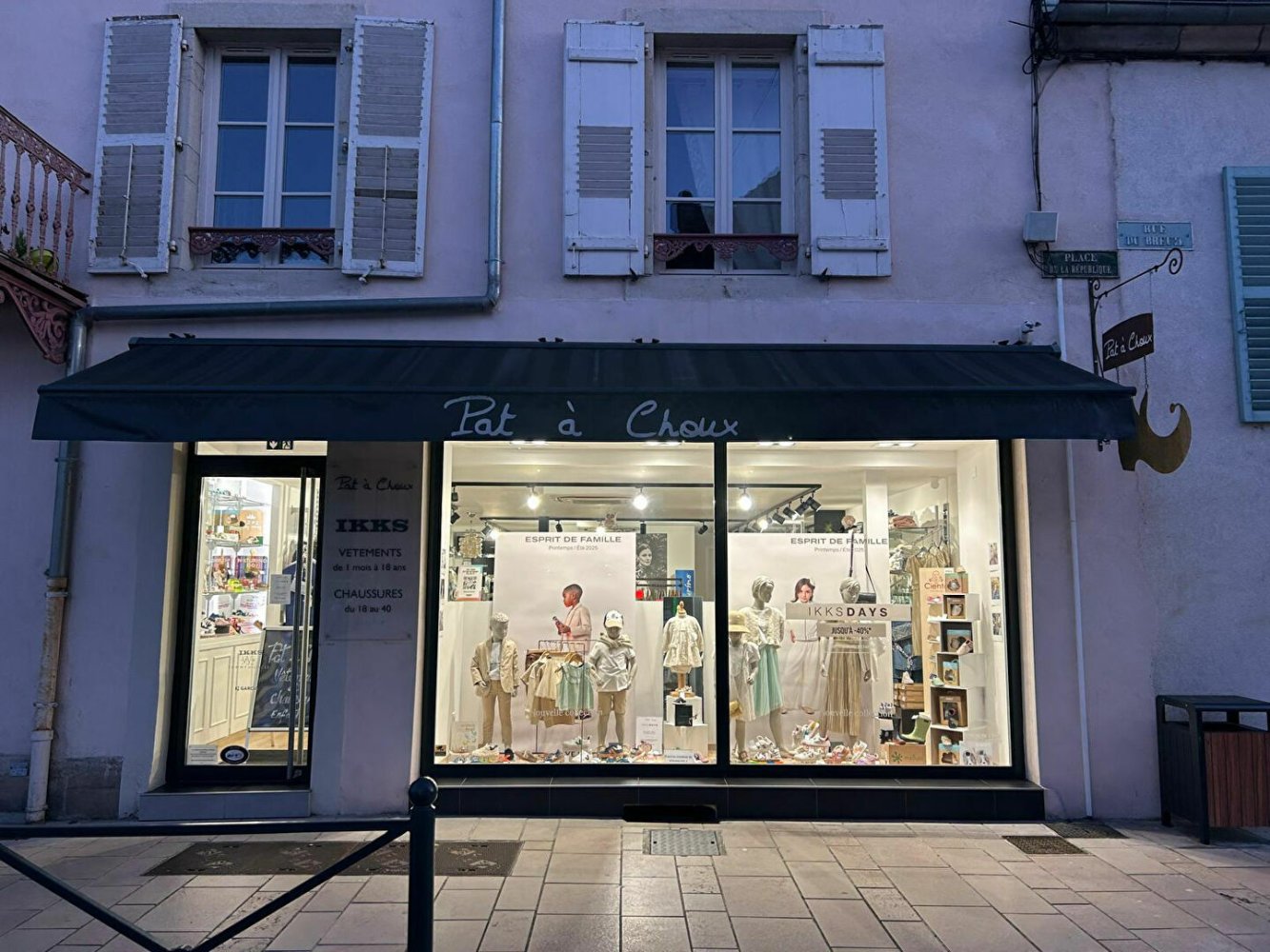 95m² Commercial property in Vesoul, France No. 194558