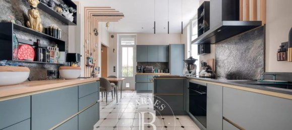 370m² Hotel in Fontainebleau, France No. 360773 5