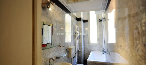 10-salle Appartement à Florence, Italy No. 178175 24