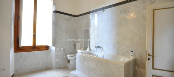 10-salle Appartement à Florence, Italy No. 178175 15