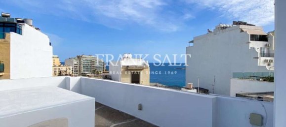 2 bedrooms Penthouse in Saint Julian's, Malta No. 9040 13