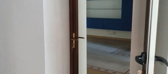 Gewerbliche Immobilie in Lucca, Italy 140m², Nr. 35169 4