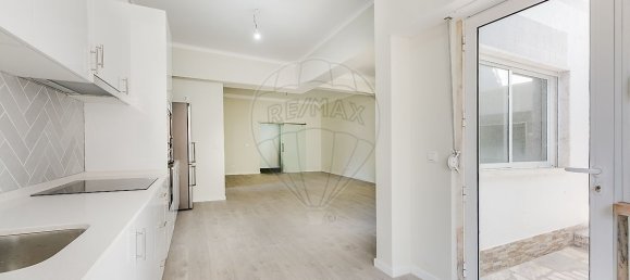 3 Schlafzimmer Haus in Odivelas, Portugal, Nr. 354350 16