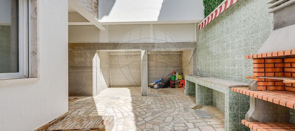 3 Schlafzimmer Haus in Odivelas, Portugal, Nr. 354350 32