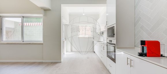 3 Schlafzimmer Haus in Odivelas, Portugal, Nr. 354350 2