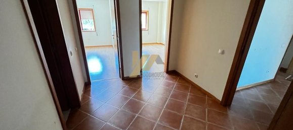 3 bedrooms Apartment in Oliveira de Azemeis, Portugal No. 11292 10
