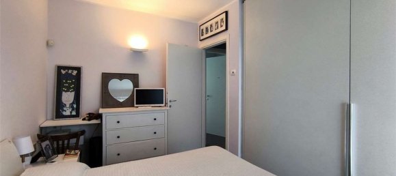 3-salle Appartement à Cadorago, Italy No. 333702 12