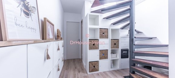 3 bedrooms Duplex in Maurepas, France No. 127323 12