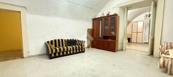 5 bedrooms Apartment in Naples, Italy No. 311570 9