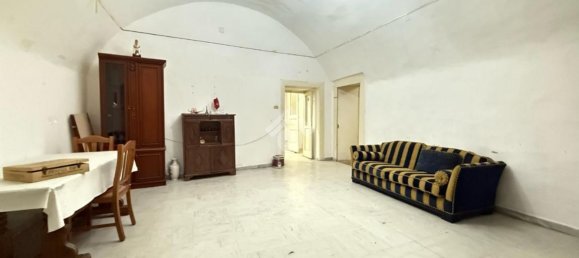 5 bedrooms Apartment in Naples, Italy No. 311570 7