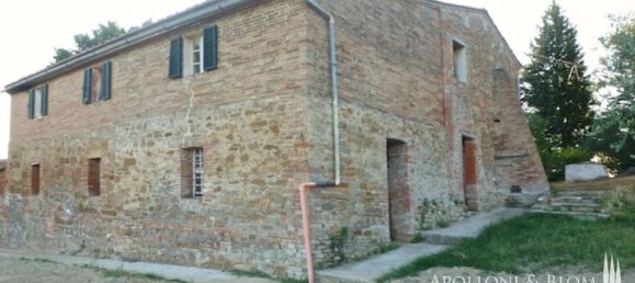 3 Schlafzimmer Haus in Asciano, Italy, Nr. 233399 15