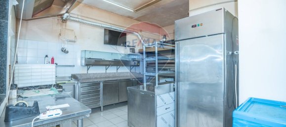 62m² Commercial property in Syracuse, Italy No. 247065 10