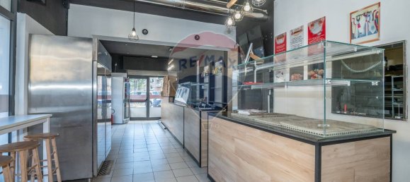 62m² Commercial property in Syracuse, Italy No. 247065 5