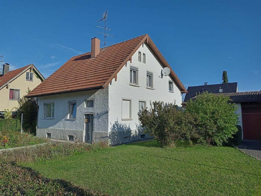 6 rooms House in Ravensburg, Germany No. 337800