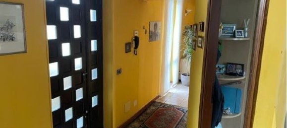 3غرفة منزل ذو طابقين في Cerano, Italy رقم 7461 6