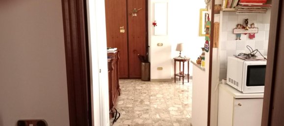 4 rooms Apartment in Rome, Italy No. 11668 7