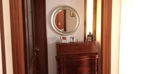 4 rooms Apartment in Rome, Italy No. 11668 8