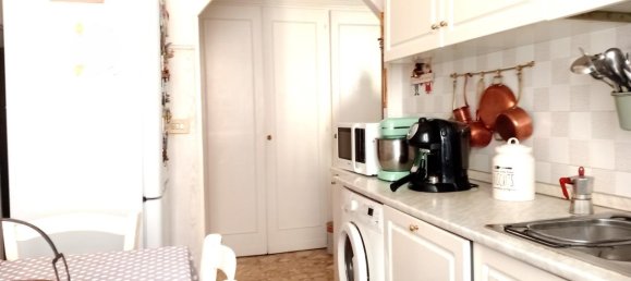 4 rooms Apartment in Rome, Italy No. 11668 6